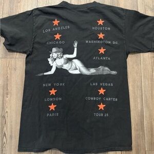 Beyoncé Cowboy Carter Tour 2025 Official Concert Tee Black L Distressed